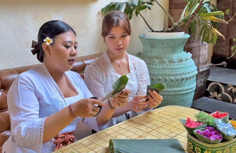 canang crafting class bali