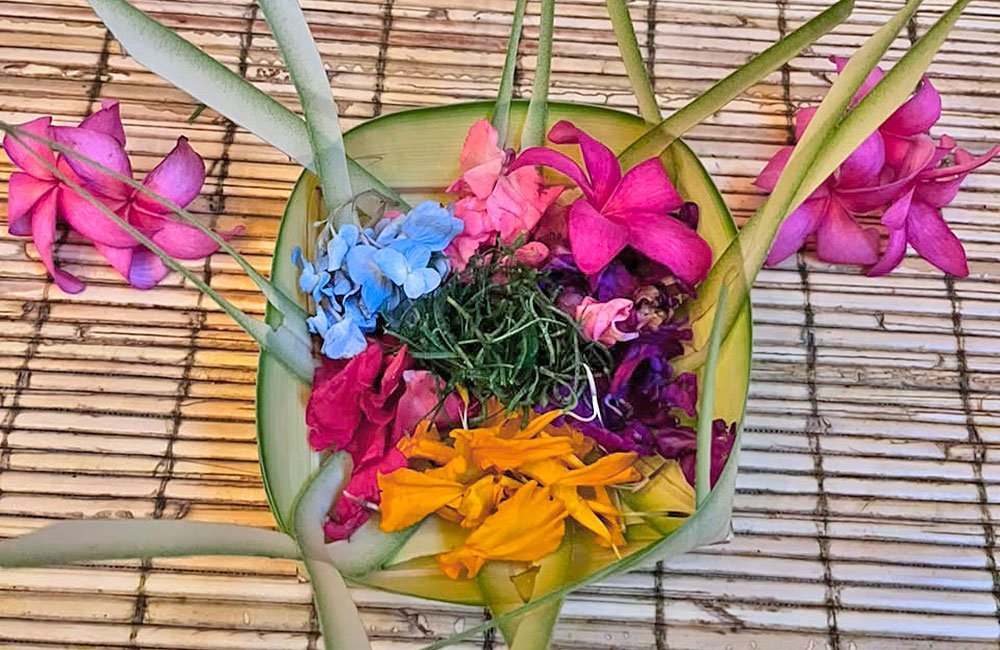 Crafting Canang Sari Seminyak Bali